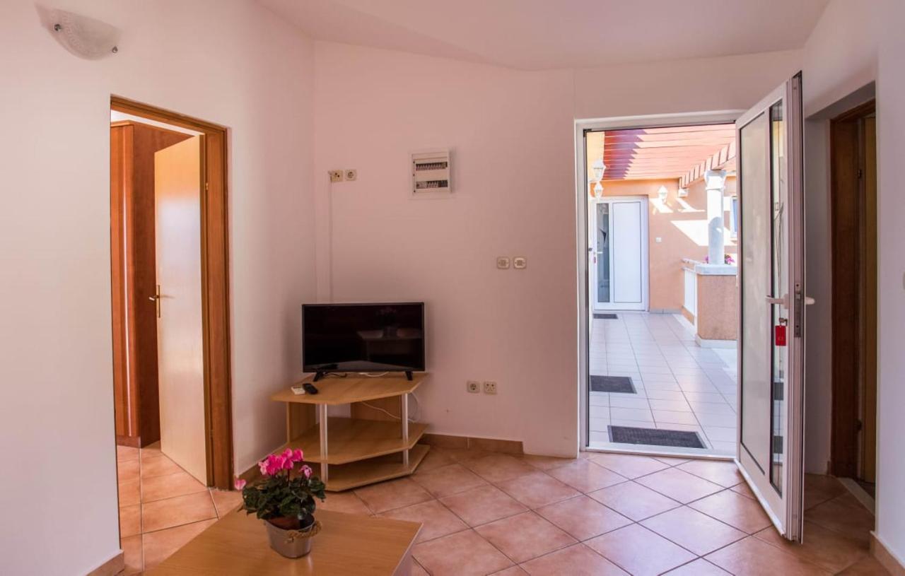 Apartmani Nikoletic Klek Dış mekan fotoğraf